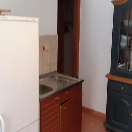 Rudi Apartman *